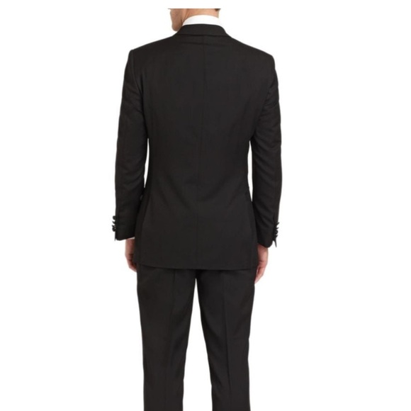 IKE EVENING BY IKE BEHAR
Slim Fit Wool Tuxedo 38R - Picture 2 of 3